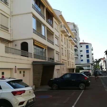 Vauban B *